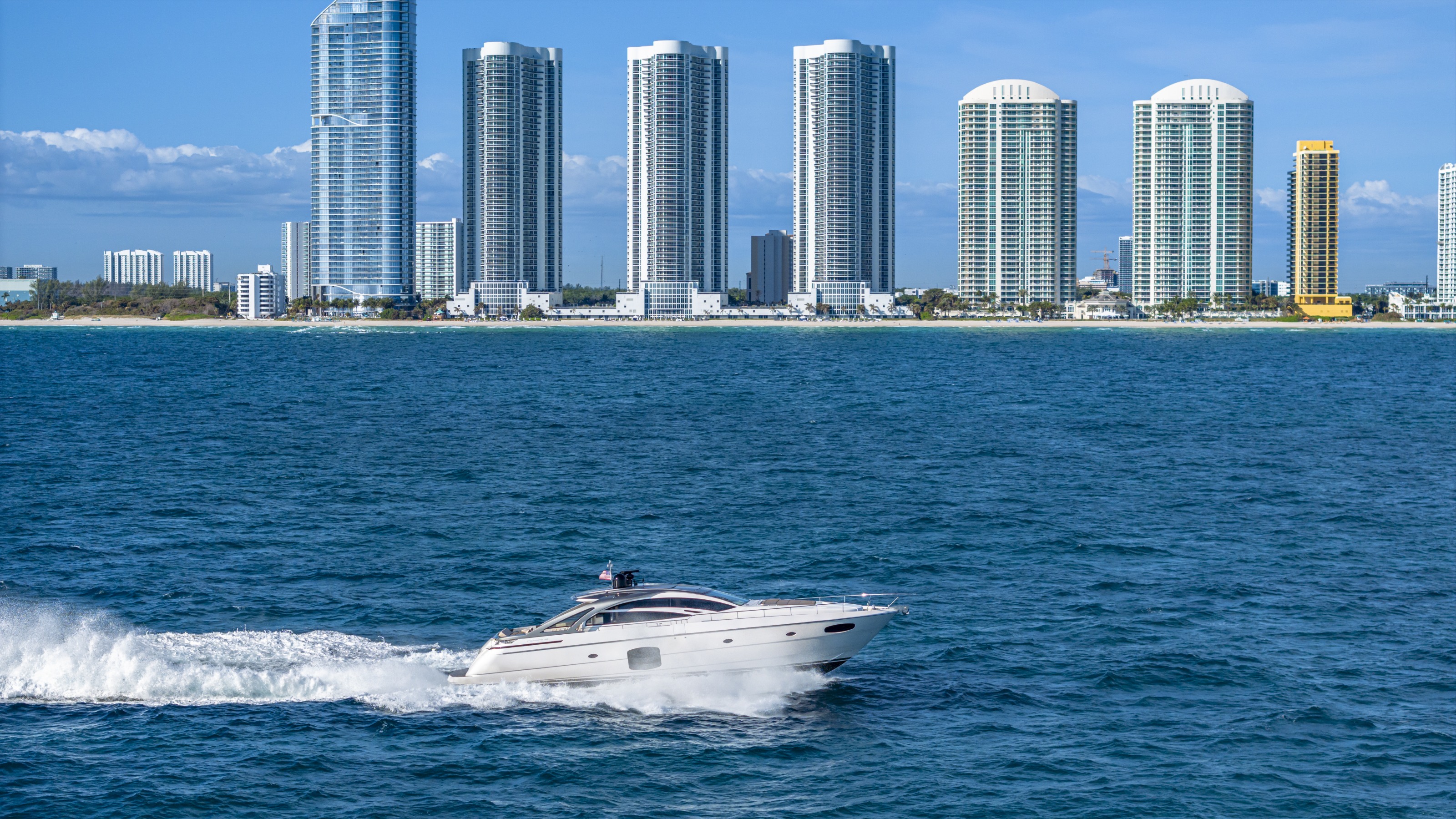 PERSHING 7X 70 in East Coast United States — view 7