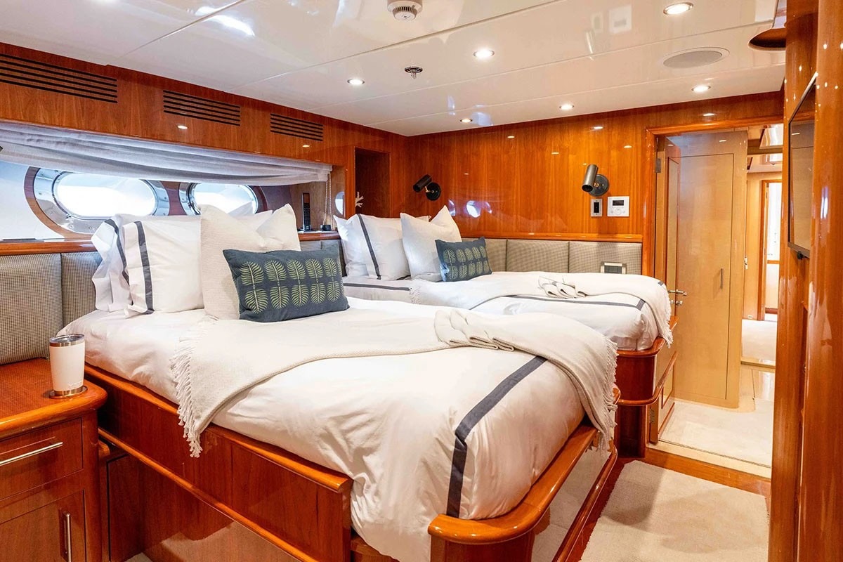 HORIZON 135 in Caribbean — view 6