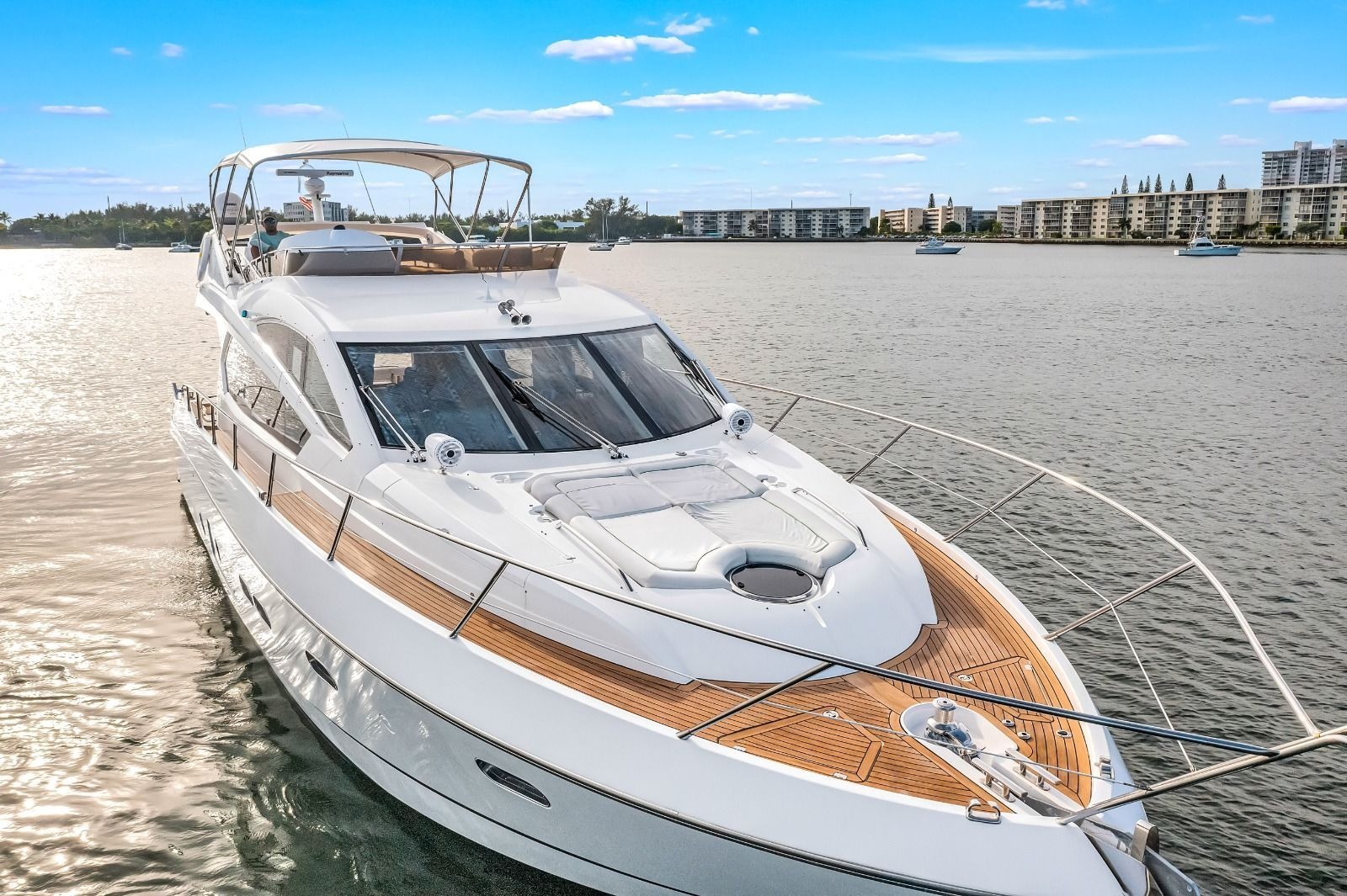 SUNSEEKER 70 in East Coast United States — view 2