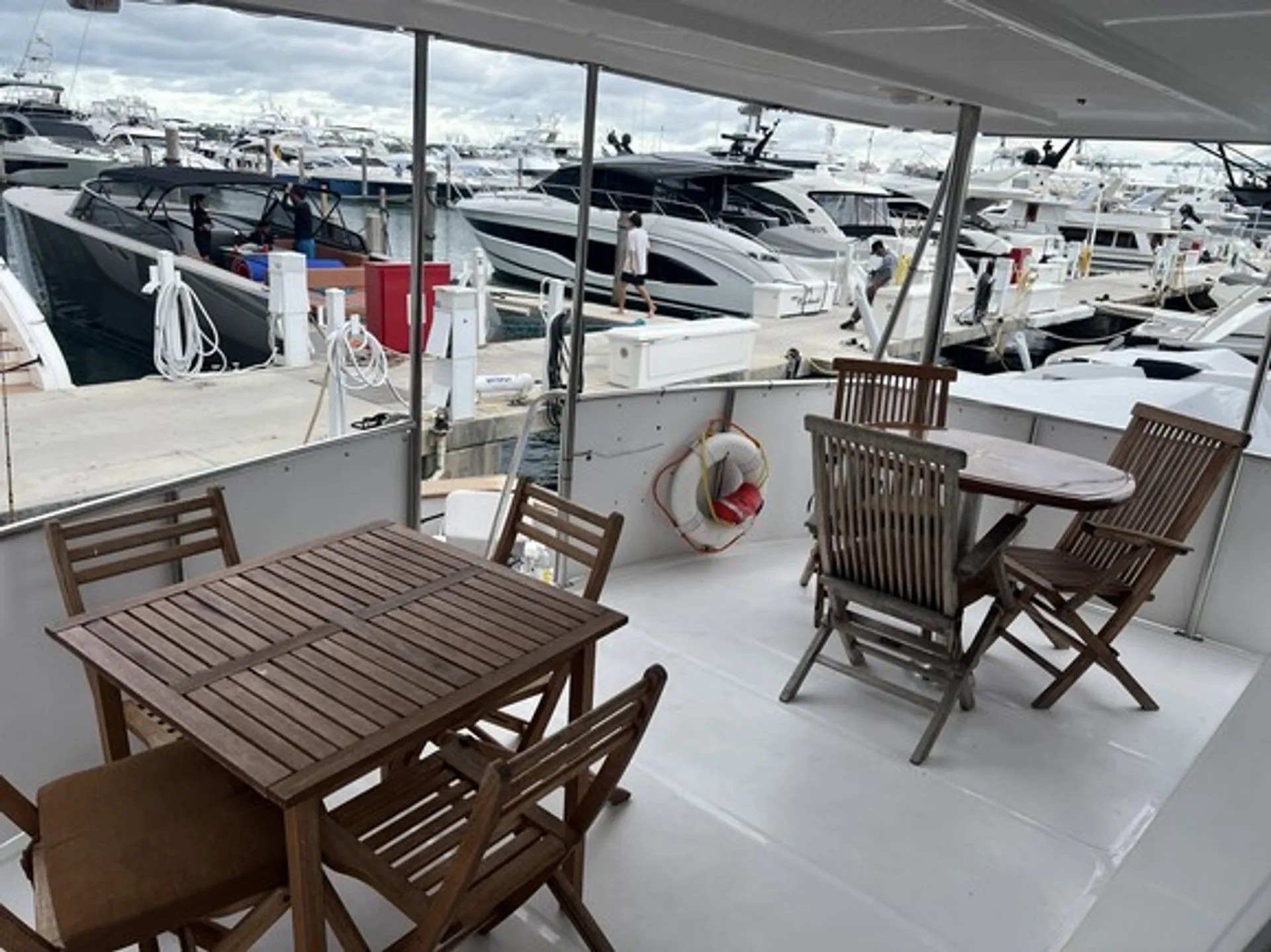 CLASSIC MOTOR YACHT 60 in East Coast United States — view 3