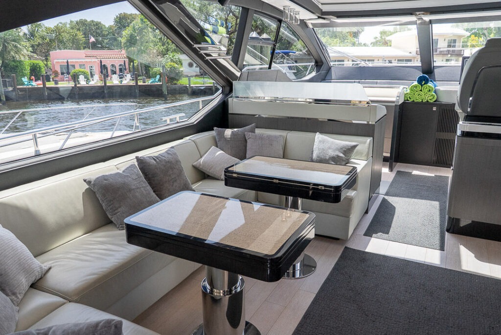 AZIMUT S7 70 in East Coast United States — view 7