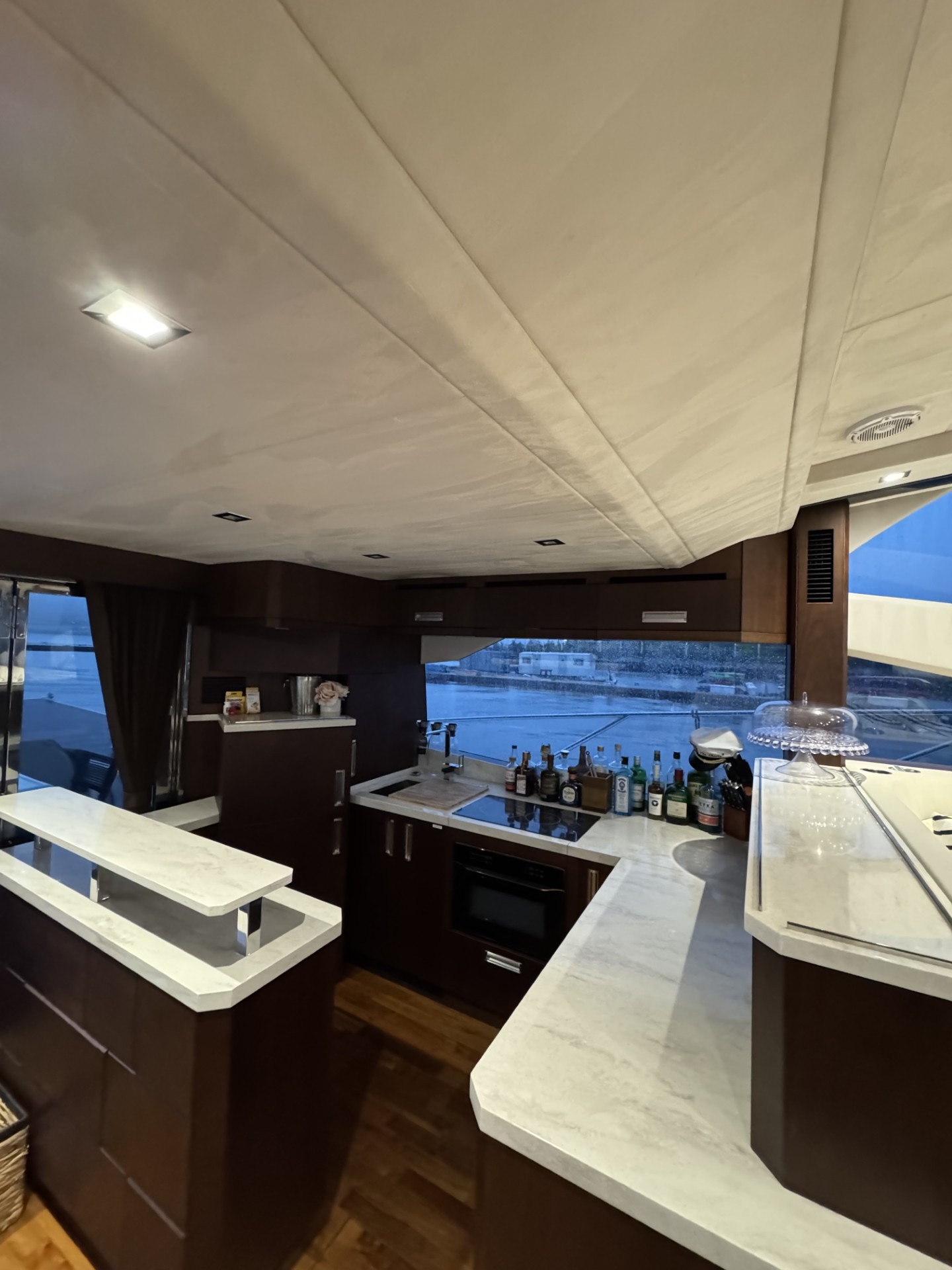 GALEON 560 SKY 56 in East Coast United States — view 7