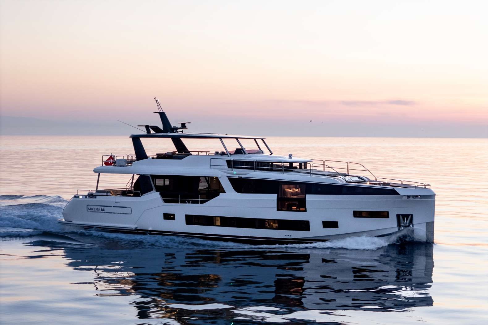 SIRENA 88 — Sirena Motor Yacht, 26.82m, charter in West Mediterranean