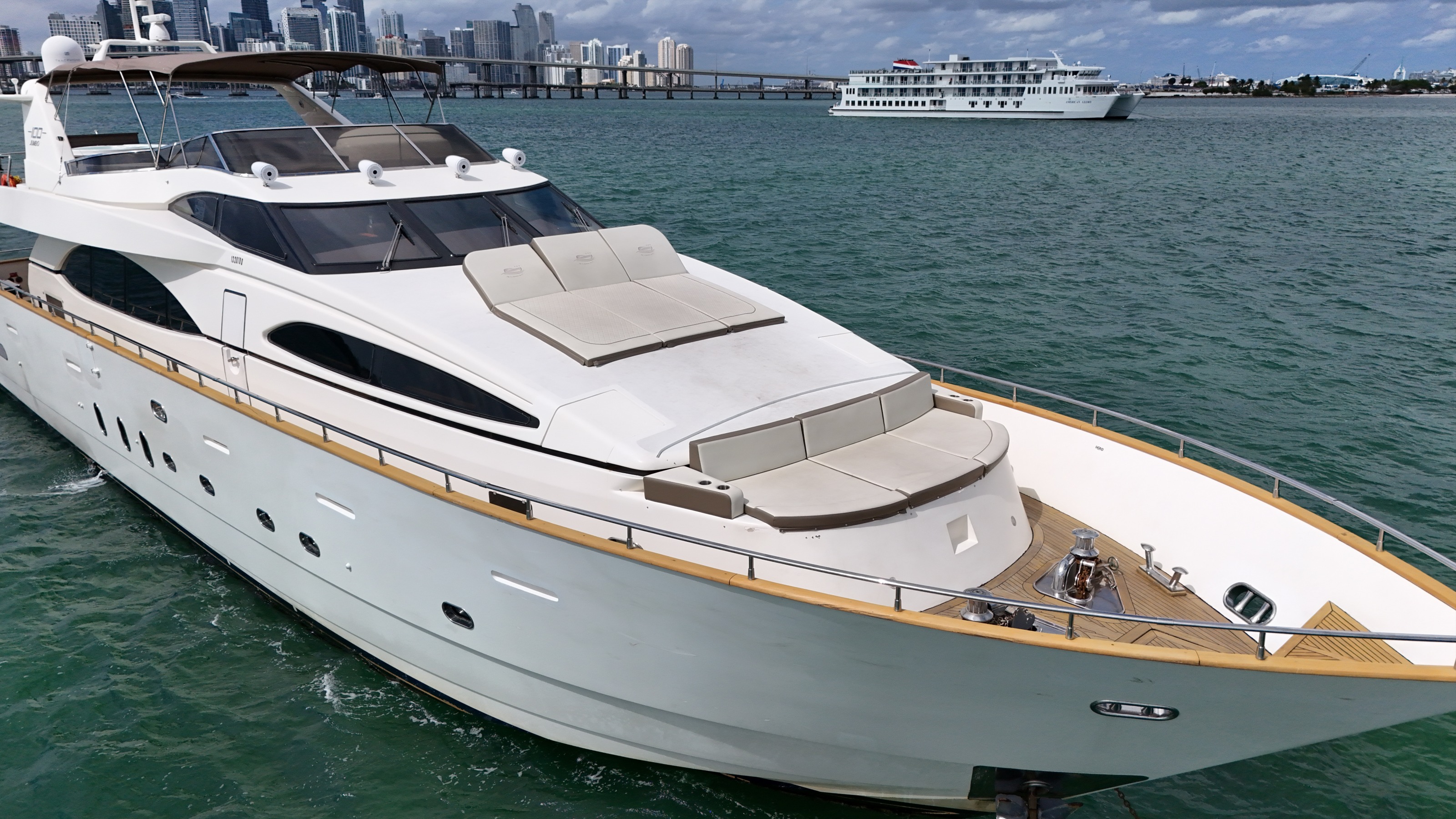 AZIMUT 100 in East Coast United States — view 2