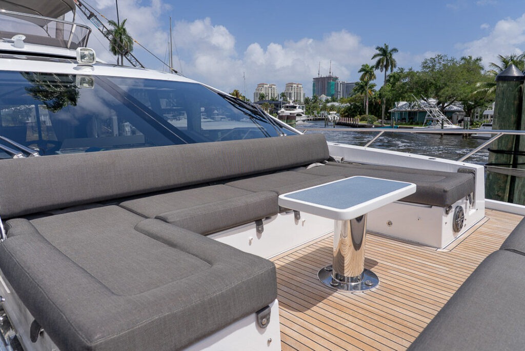 AZIMUT S7 70 in East Coast United States — view 5