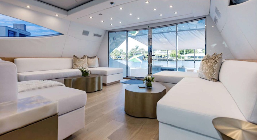 MANGUSTA 105 in Caribbean — view 5