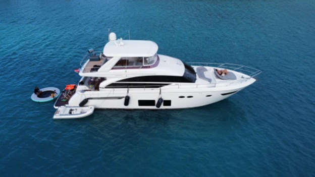 PRINCESS 68 in Caribbean — view 3
