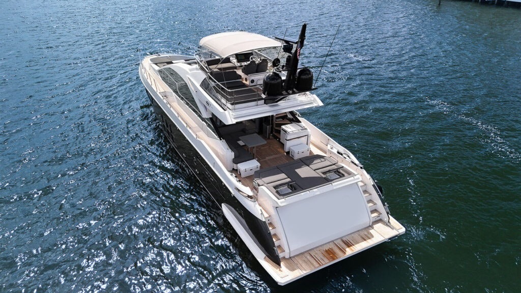 AZIMUT S7 70 in East Coast United States — view 3