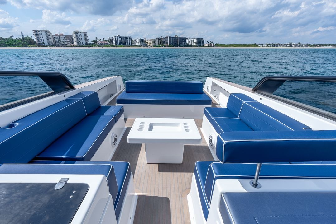 VANDUTCH 48 in East Coast United States — view 7