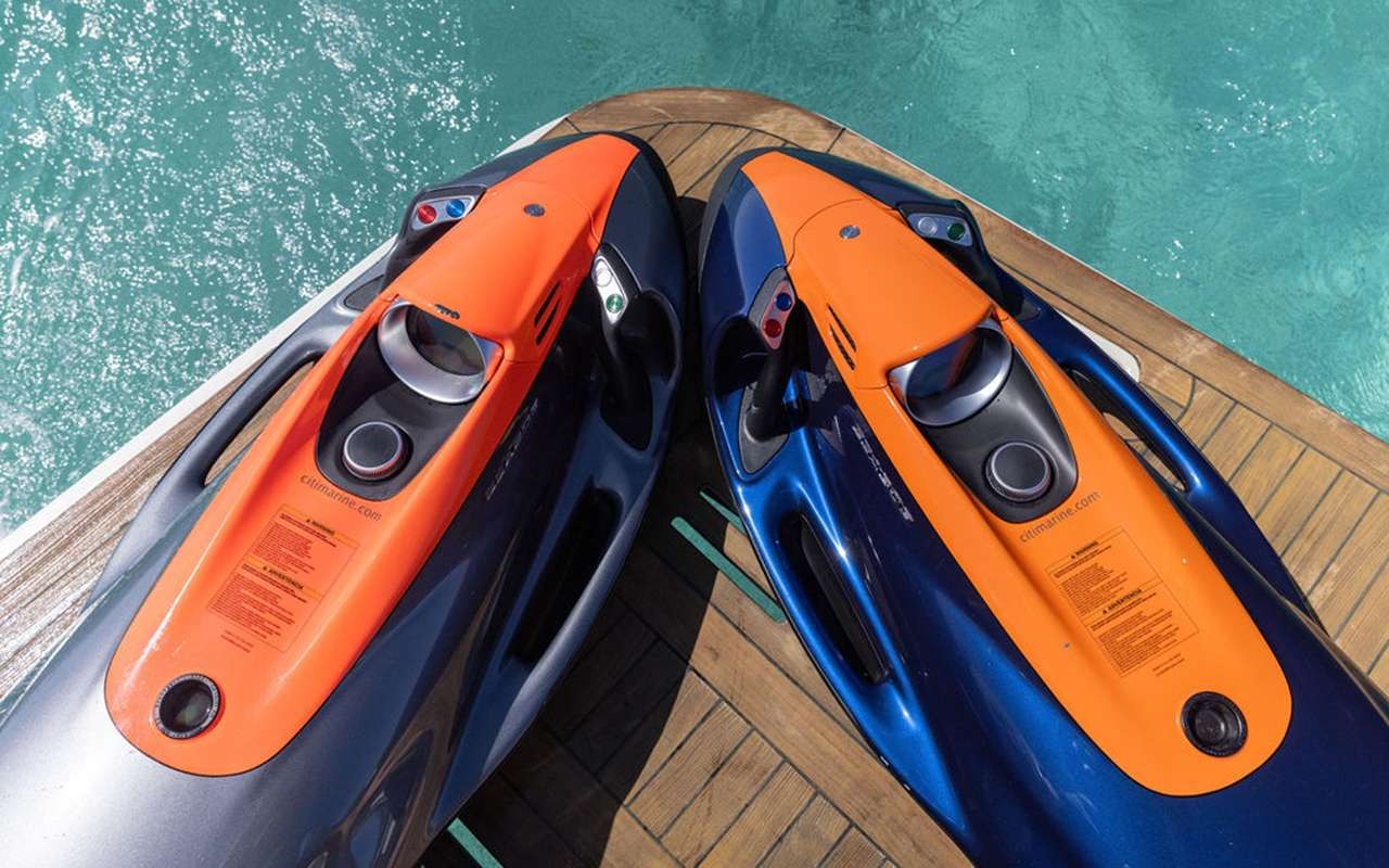 SEA RAY 65 in Caribbean — view 6