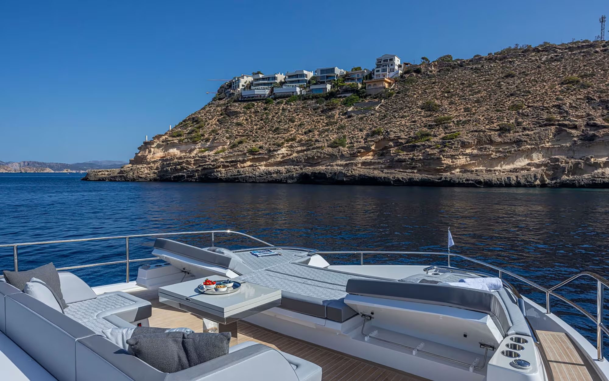 PEARL 83 in Caribbean — view 7