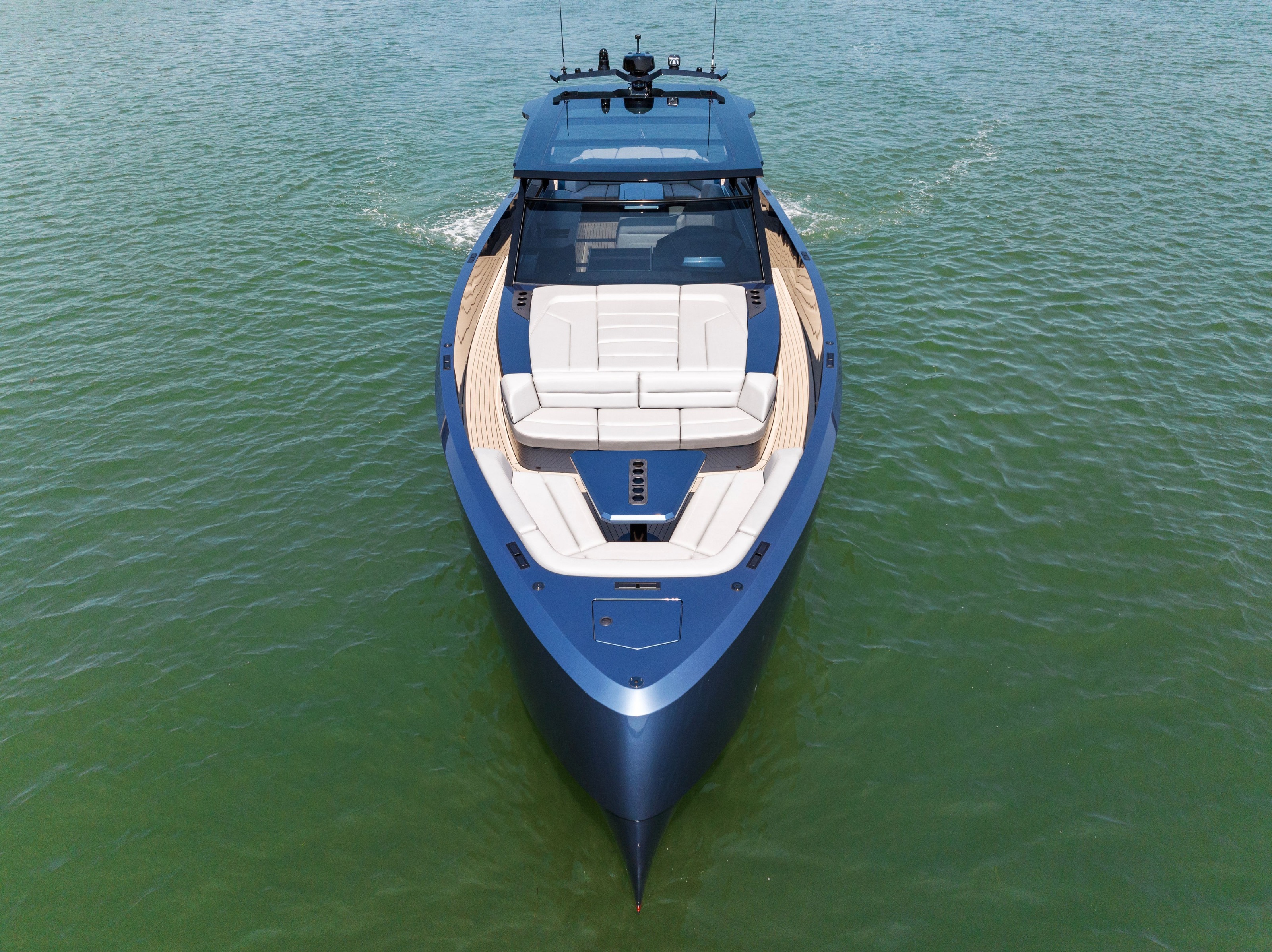 VANQUISH 52 in East Coast United States — view 8