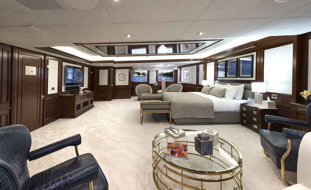 VAN DER WERF 286 in Caribbean — view 12