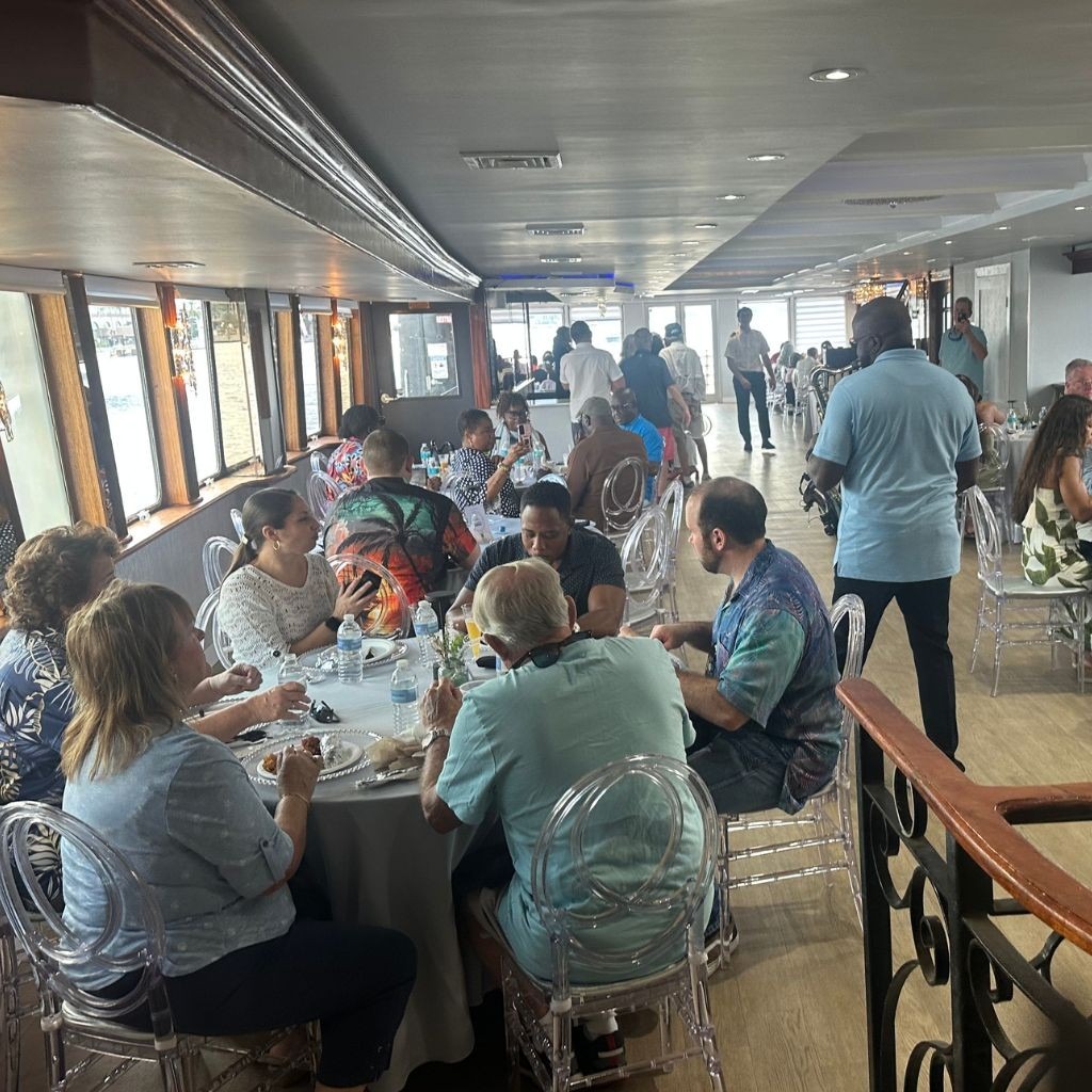 PARTY BOAT 125 in Caribbean — view 8