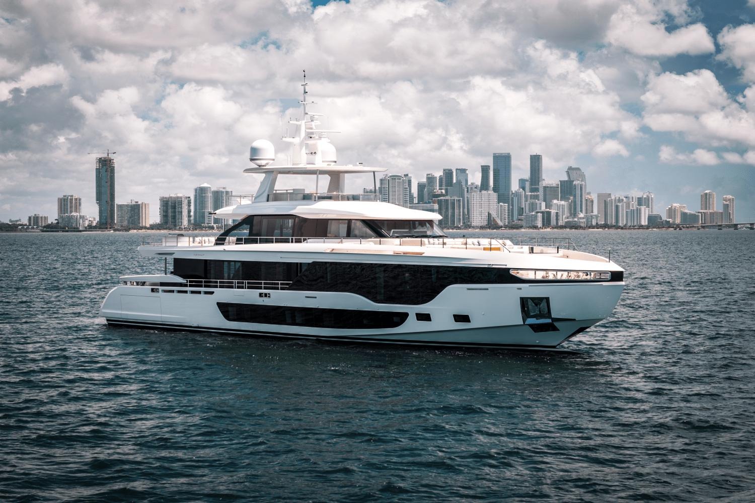 AZIMUT GRANDE 118 — Azimut Grande Motor Yacht, 35.97m, charter in East Coast United States