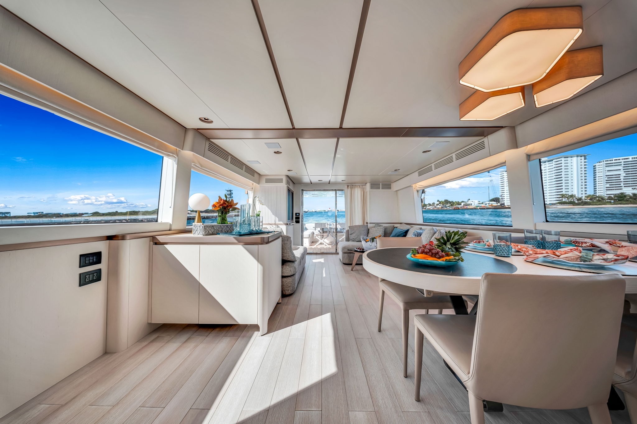 AZIMUT 68 in East Coast United States — view 4