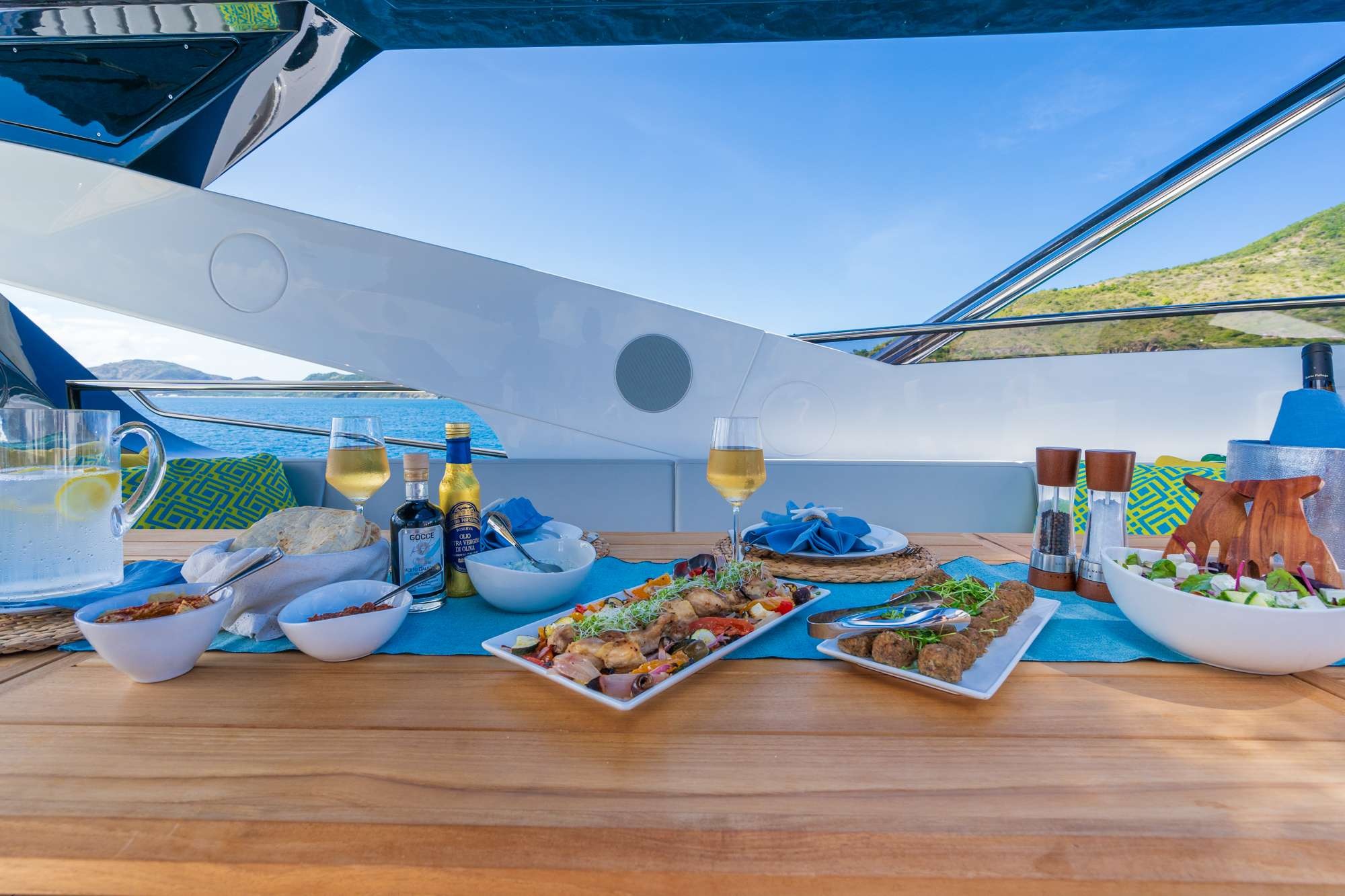 SUNSEEKER 95 in Caribbean — view 6