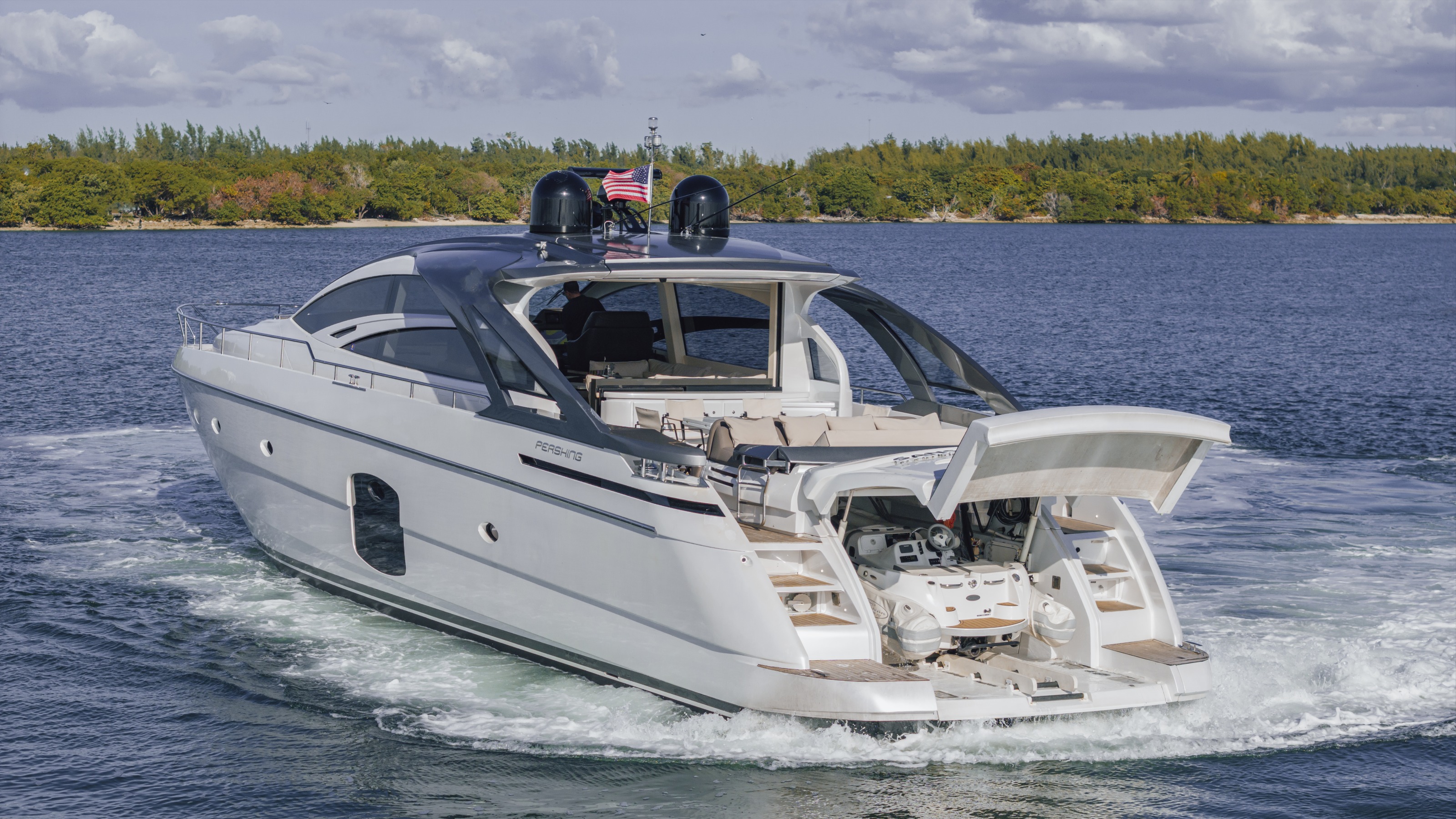 PERSHING 7X 70 in East Coast United States — view 8
