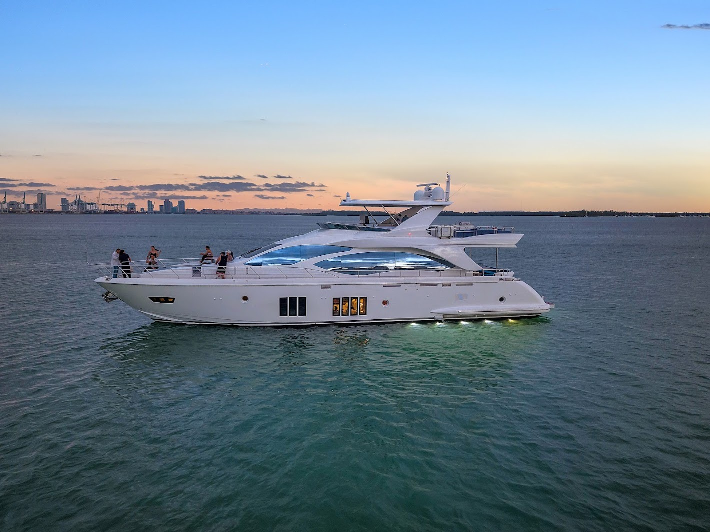 AZIMUT 88 in East Coast United States — view 3