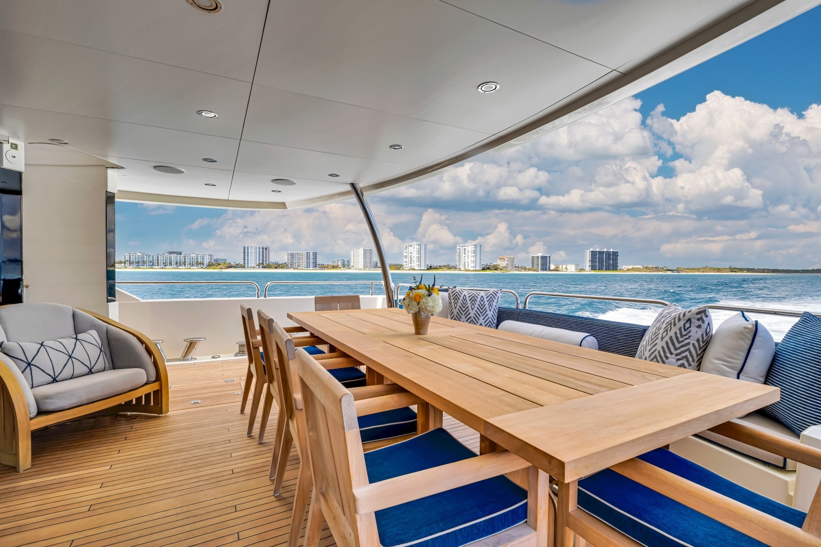 SUNSEEKER 130 in East Coast United States — view 5