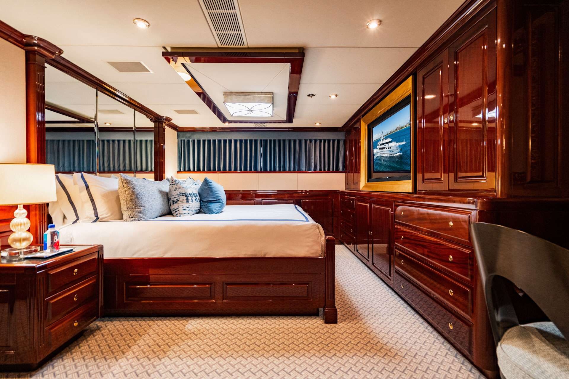 CHRISTENSEN 163 in East Coast United States — view 5
