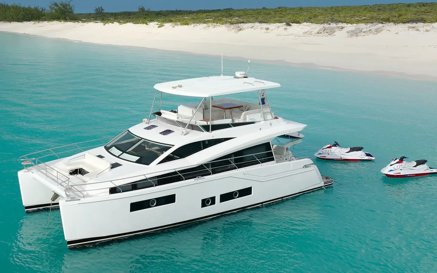 HH LUXURY POWER CATAMARAN 50 in Caribbean — view 2