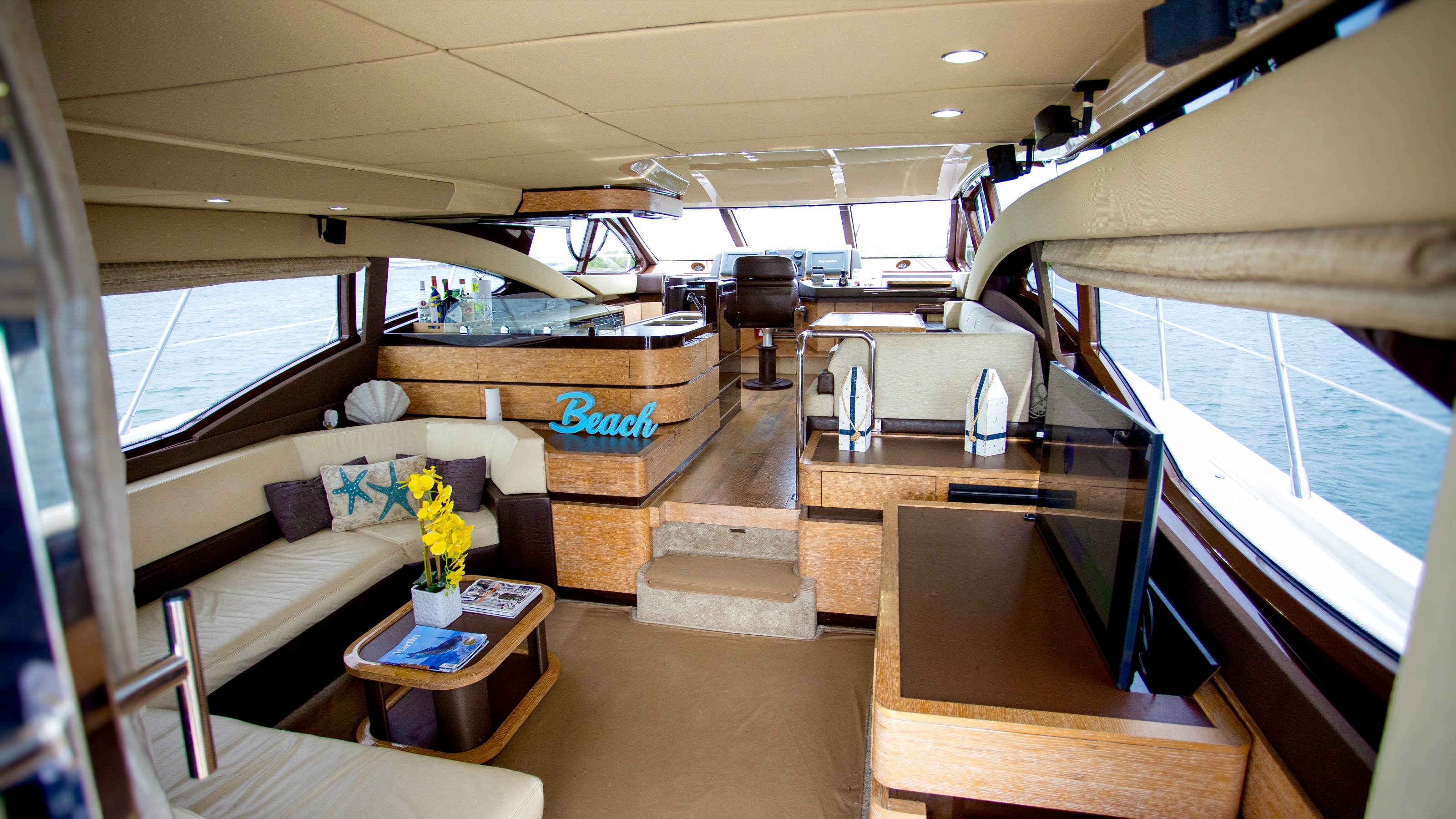 AZIMUT 60 in East Coast United States — view 4
