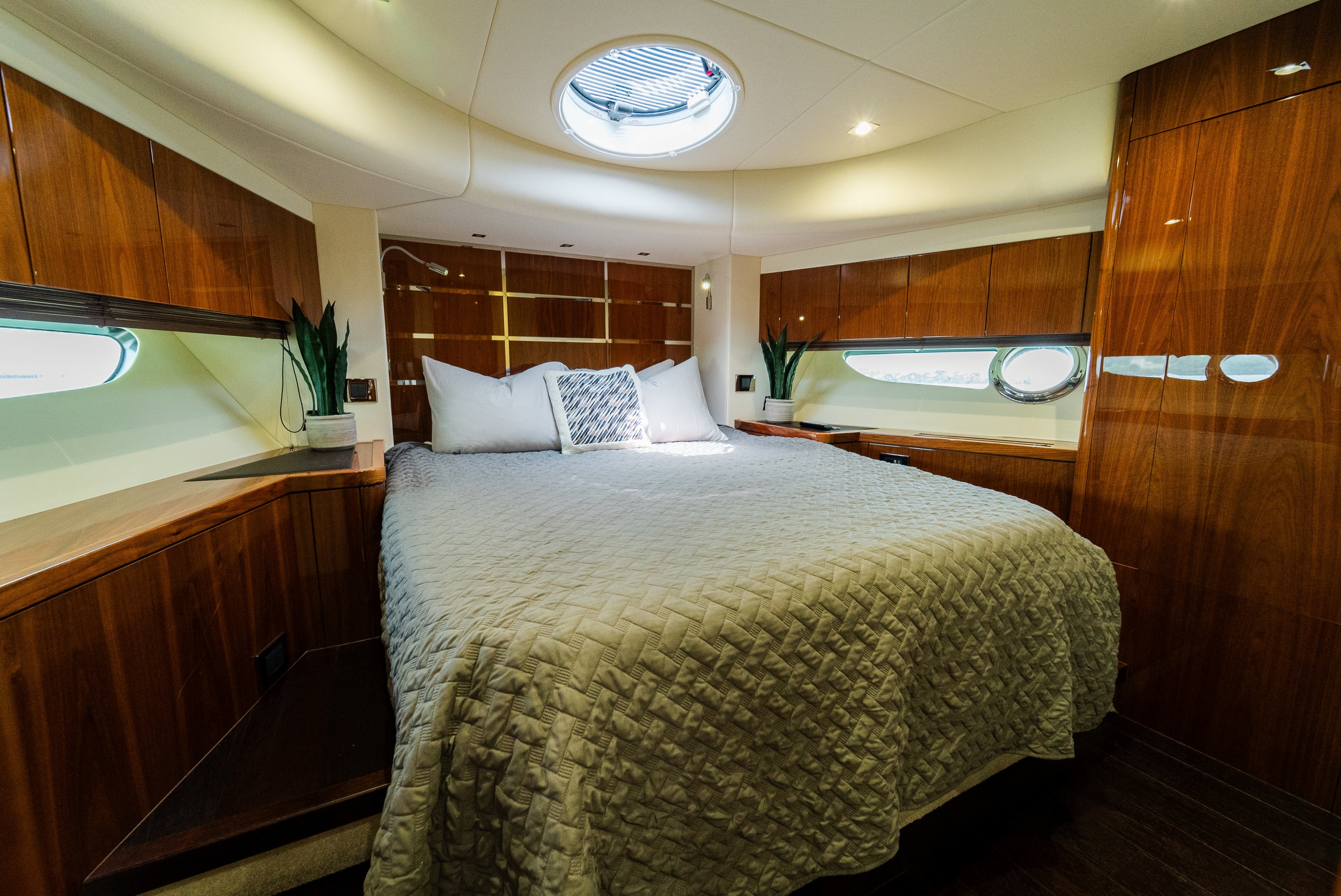 SUNSEEKER 65 in East Coast United States — view 4