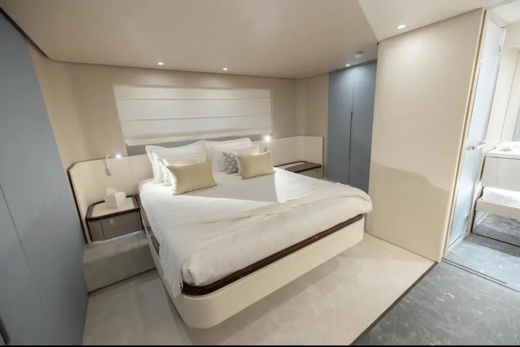 AZIMUT 70 in East Coast United States — view 15