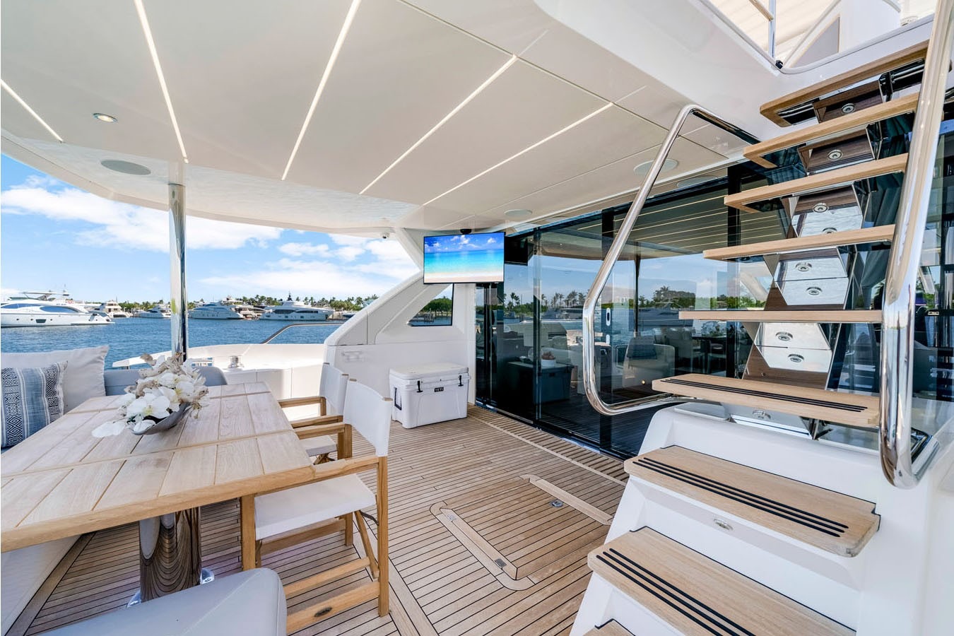 SUNSEEKER 78 in East Coast United States — view 3