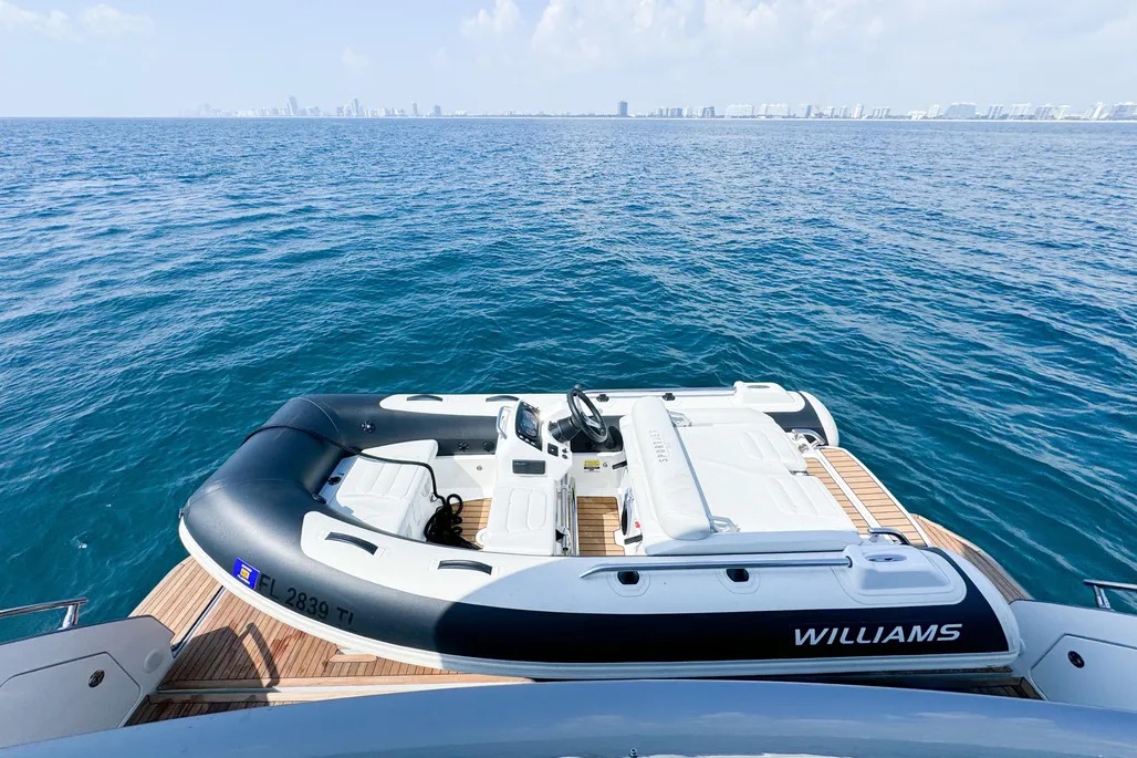 AZIMUT 70 in East Coast United States — view 10