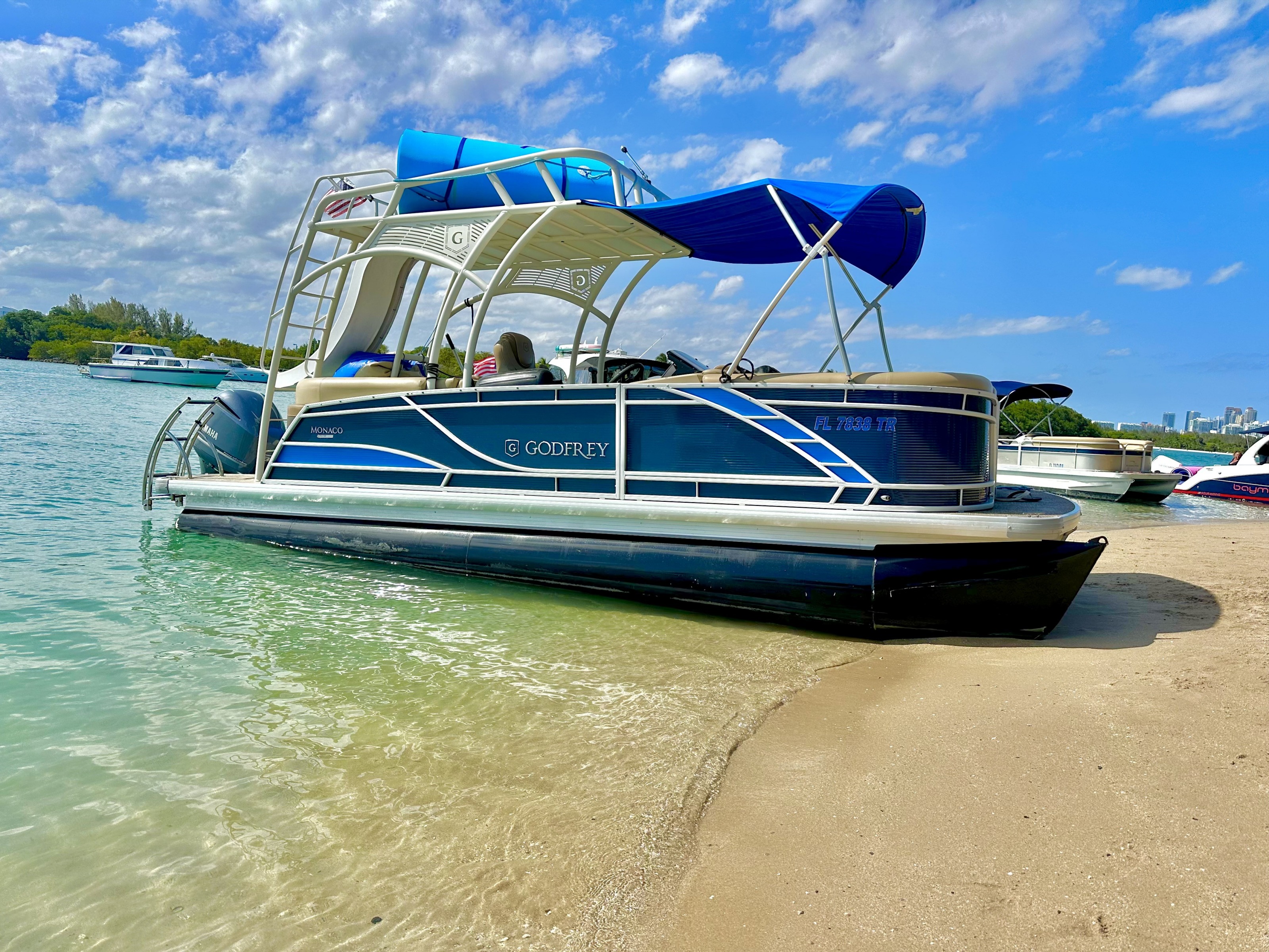 PONTOON 25 in East Coast United States — view 7