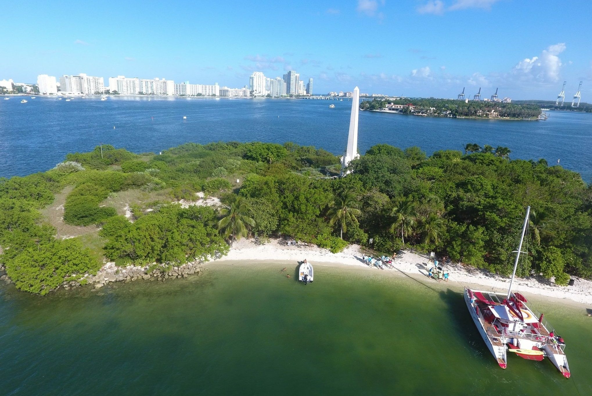 42-49 PERSON CATAMARAN 49 in East Coast United States — view 8