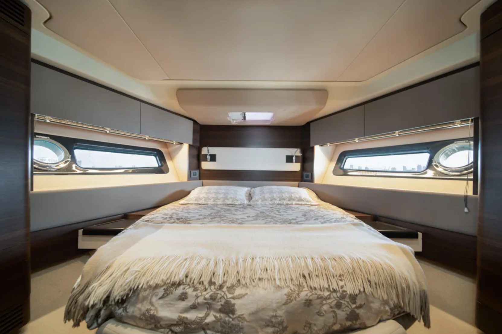 AZIMUT 50 in East Coast United States — view 8