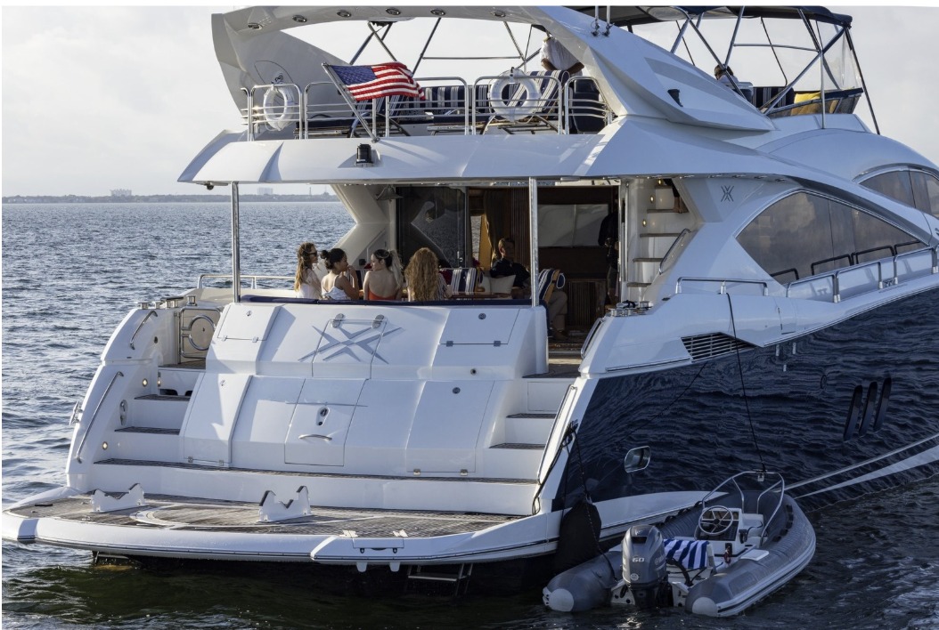 SUNSEEKER MANHATTAN 83 in East Coast United States — view 4