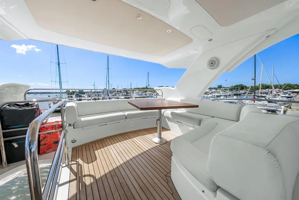 SUNSEEKER MANHATTAN 68 in East Coast United States — view 5