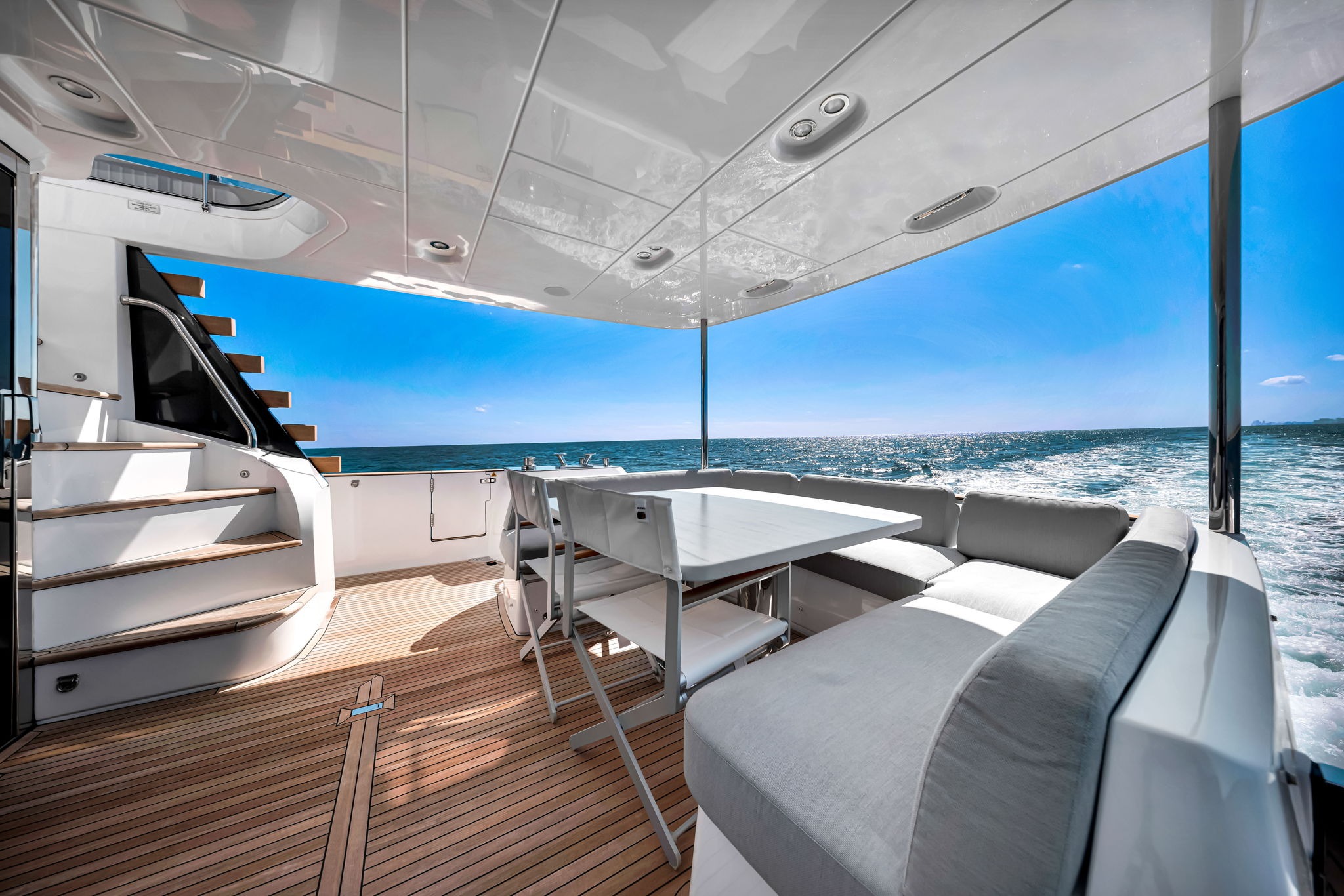 AZIMUT 68 in East Coast United States — view 3