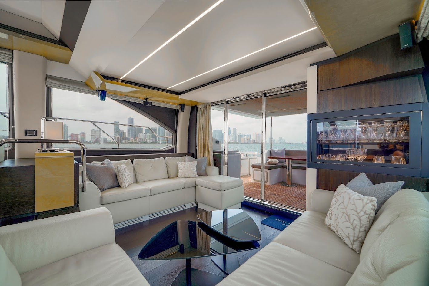 AZIMUT 68 in East Coast United States — view 14