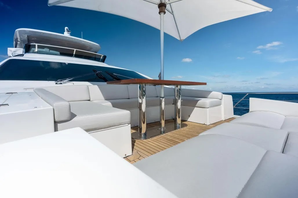 AZIMUT 88 in East Coast United States — view 4