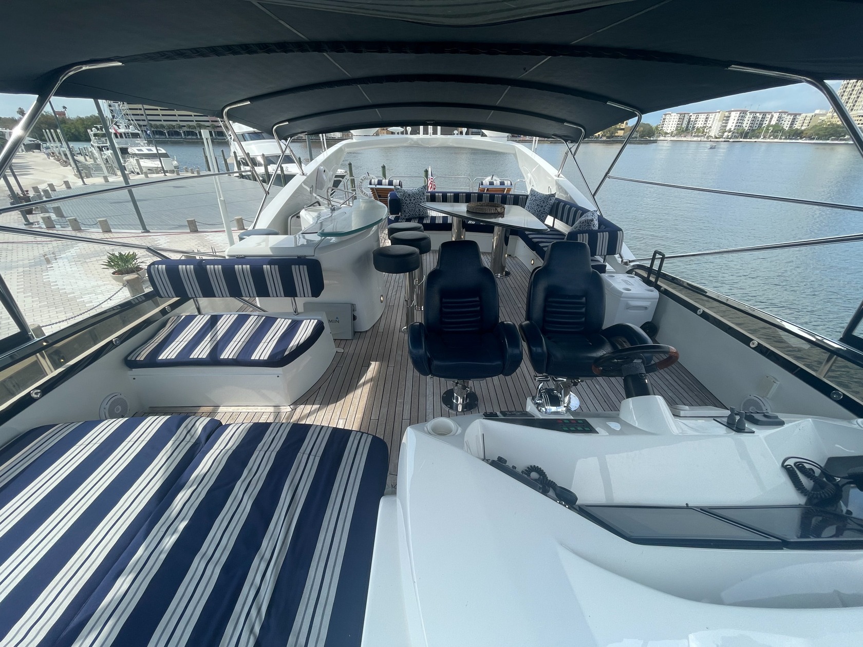 SUNSEEKER MANHATTAN 83 in East Coast United States — view 6