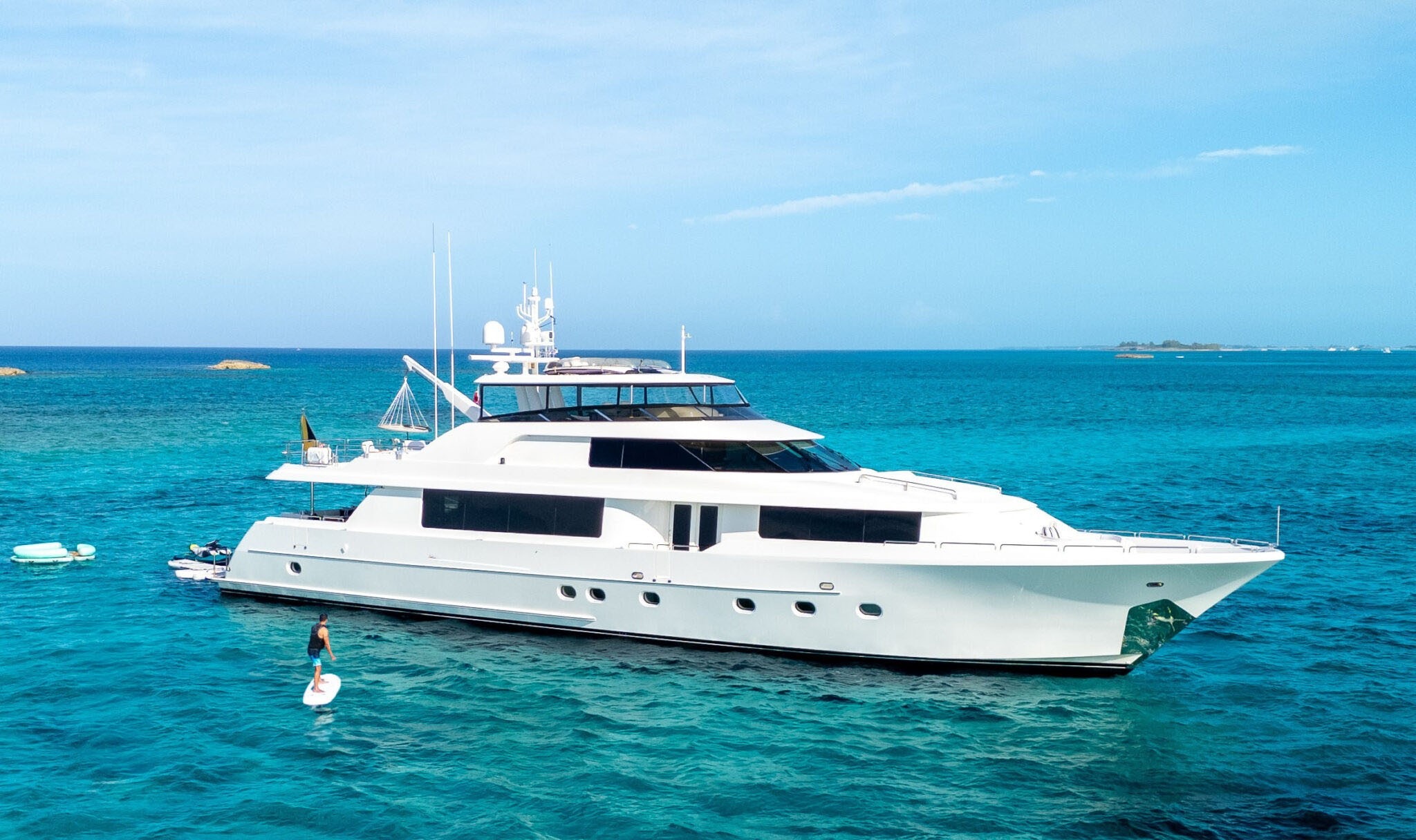 WESTPORT 112 — Westport Motor Yacht, 34.14m, charter in East Coast United States