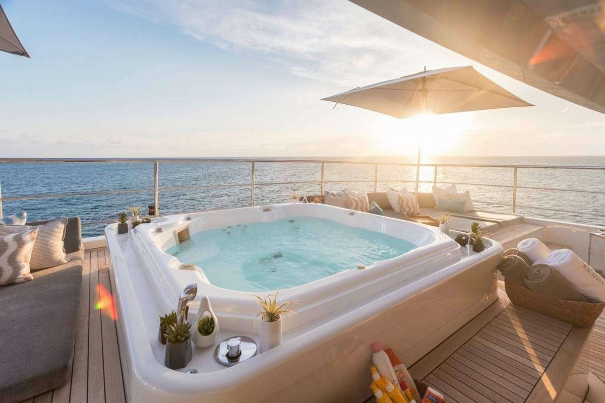 CODECASA 214 in Caribbean — view 8