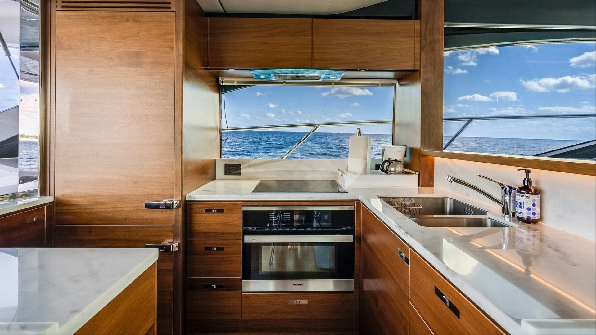 PRINCESS 65 in East Coast United States — view 5