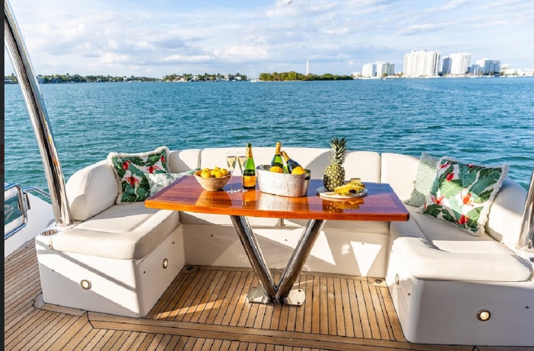 SUNSEEKER 75 in East Coast United States — view 4