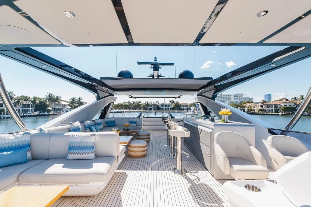SUNSEEKER 90 in East Coast United States — view 7