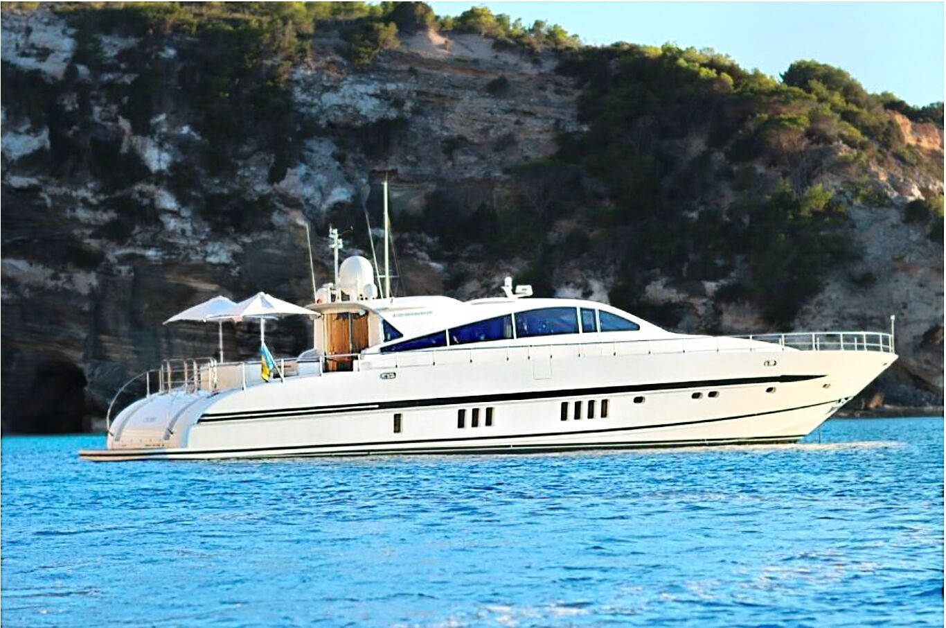 LEOPARD 94 — Leopard Motor Yacht, 28.65m, charter in East Coast United States
