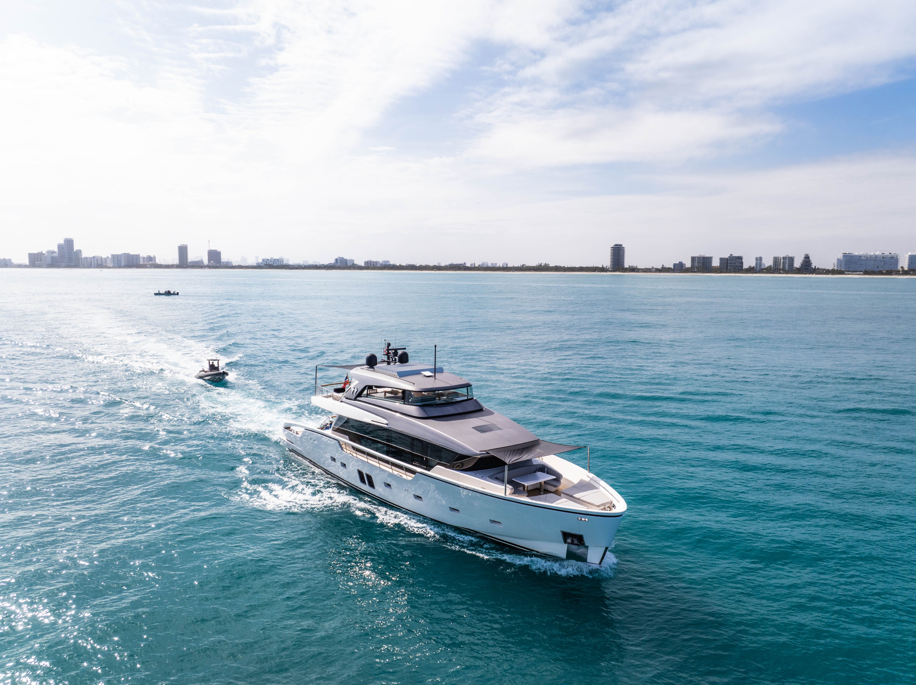 SAN LORENZO 88 luxury yacht charter near Crown Bay Marina