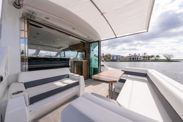 CRUISERS YACHT 50 in Caribbean — view 3