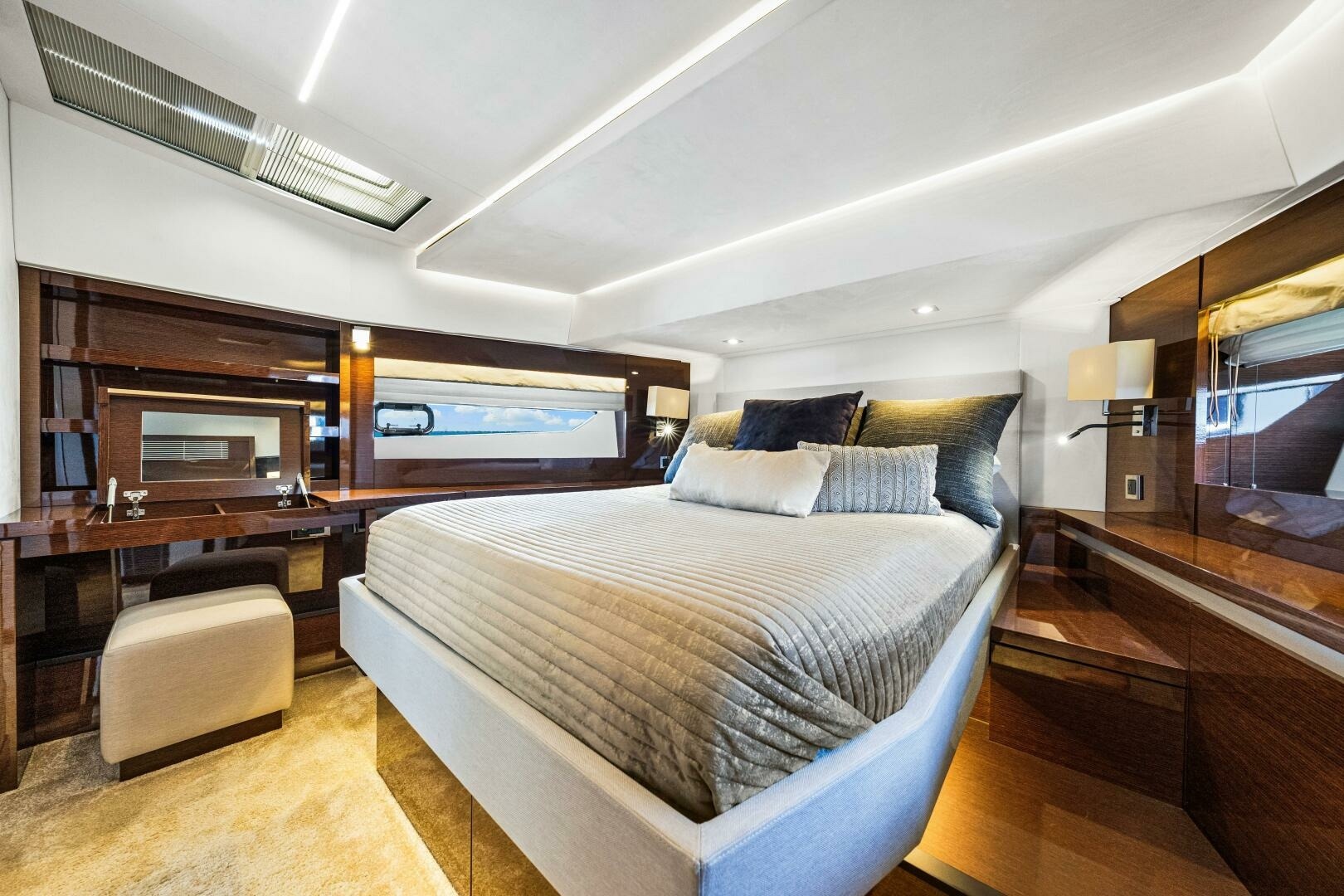 PRESTIGE 630 63 in East Coast United States — view 5