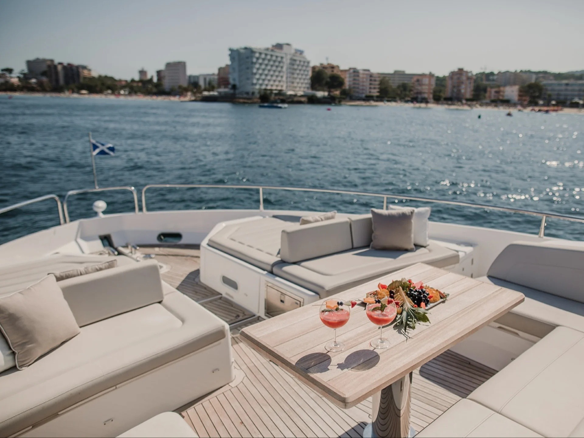 SUNSEEKER 76 in West Mediterranean — view 7